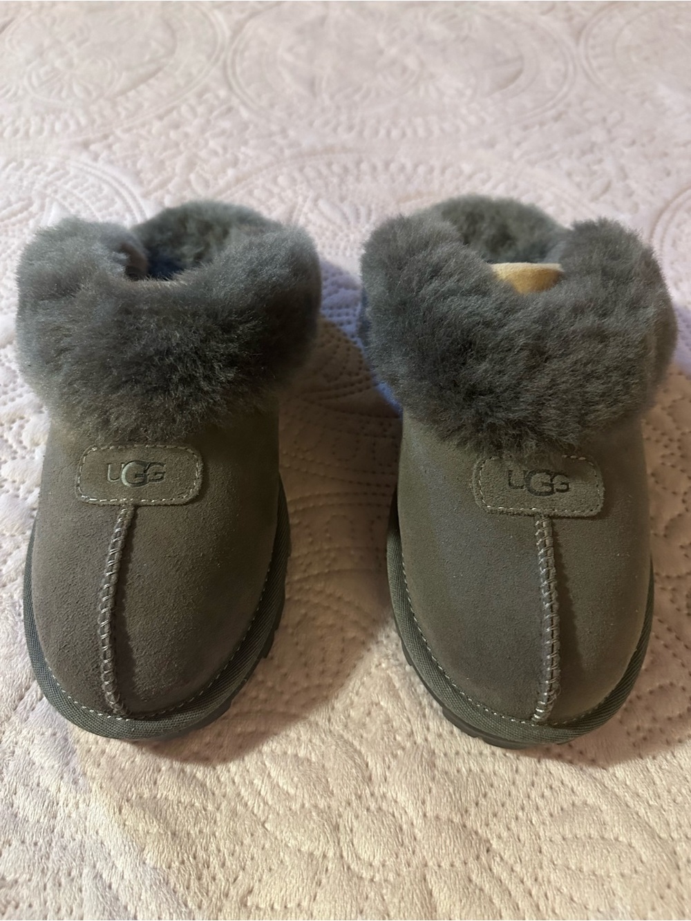 Ugg Coquette gray slipper size 7